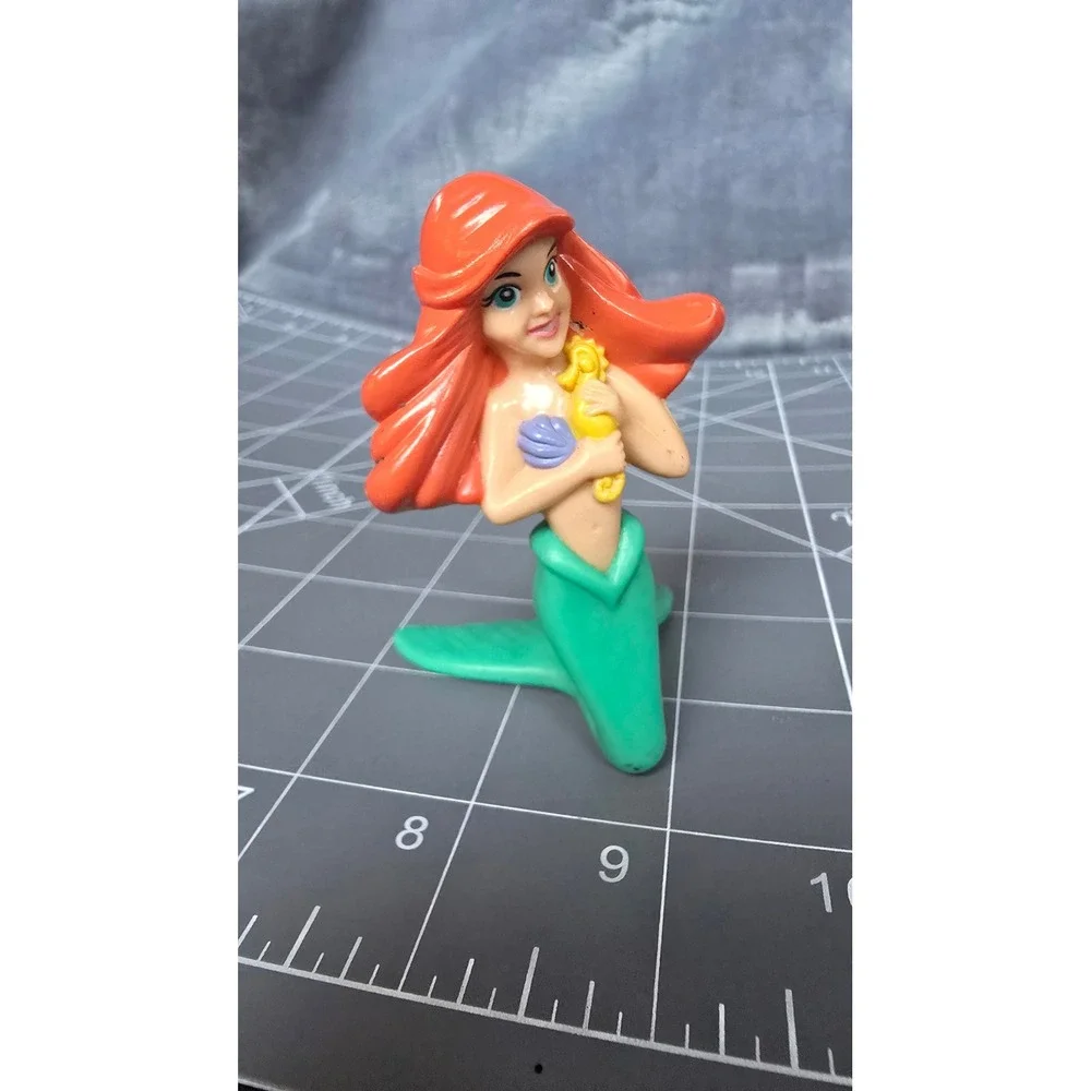 Disney The Little Mermaid Ariel PVC Figure Vintage Cake Topper Seahorse 3 inch